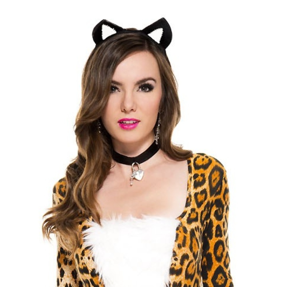 Women Costume! Halloween Costume! - Picture 3 of 8